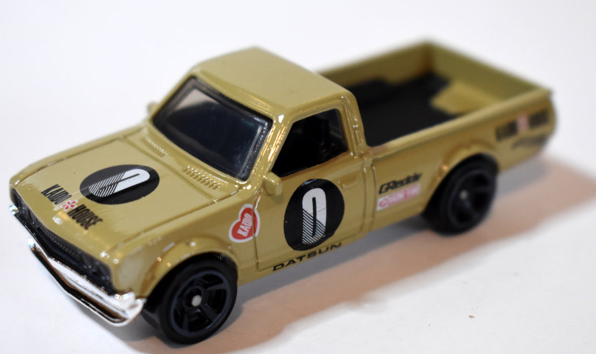 Hot Wheels  - Datsun 620 Pickup Truck (Copy)
