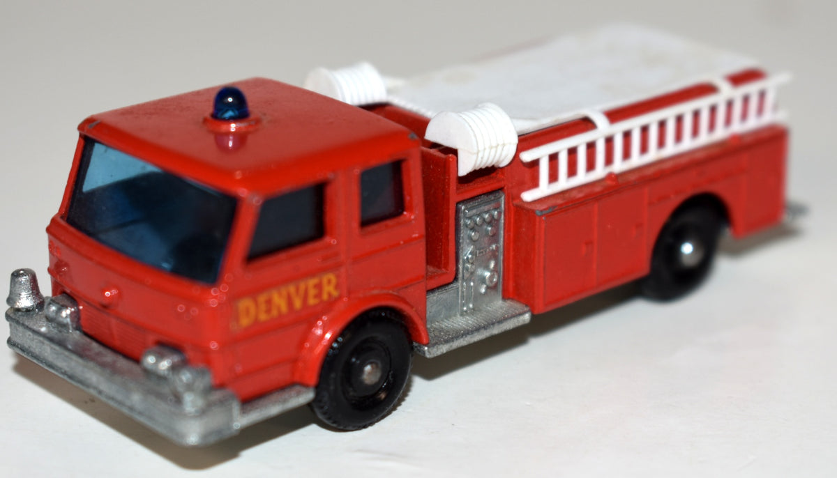 Matchbox Regular Wheels - Fire Pumper Truck (MB 29C-1)
