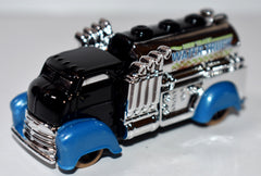 Hot Wheels Fast Gassin' - GM Pugnose Dirt Track Water Truck-1