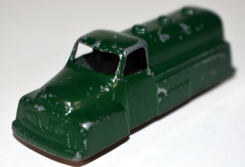 TootsieToy 1955 Ford C600 Oil Tanker Truck-1