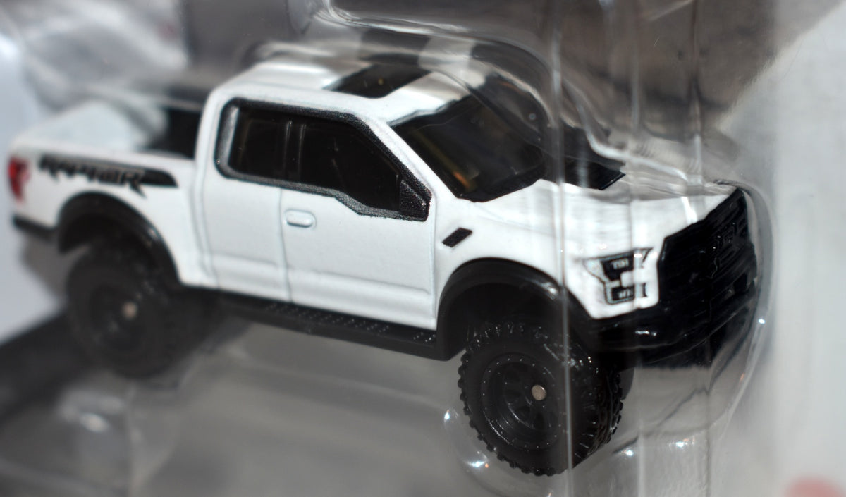 Hot Wheels Car Culture - Team Transport - Long Beach Hustler Set - '17 Ford F-150 Raptor & the Rob'n Pinks Funny Car-2