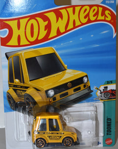 Hot Wheels   - Tooned Volkswagen Golf Mk1-1